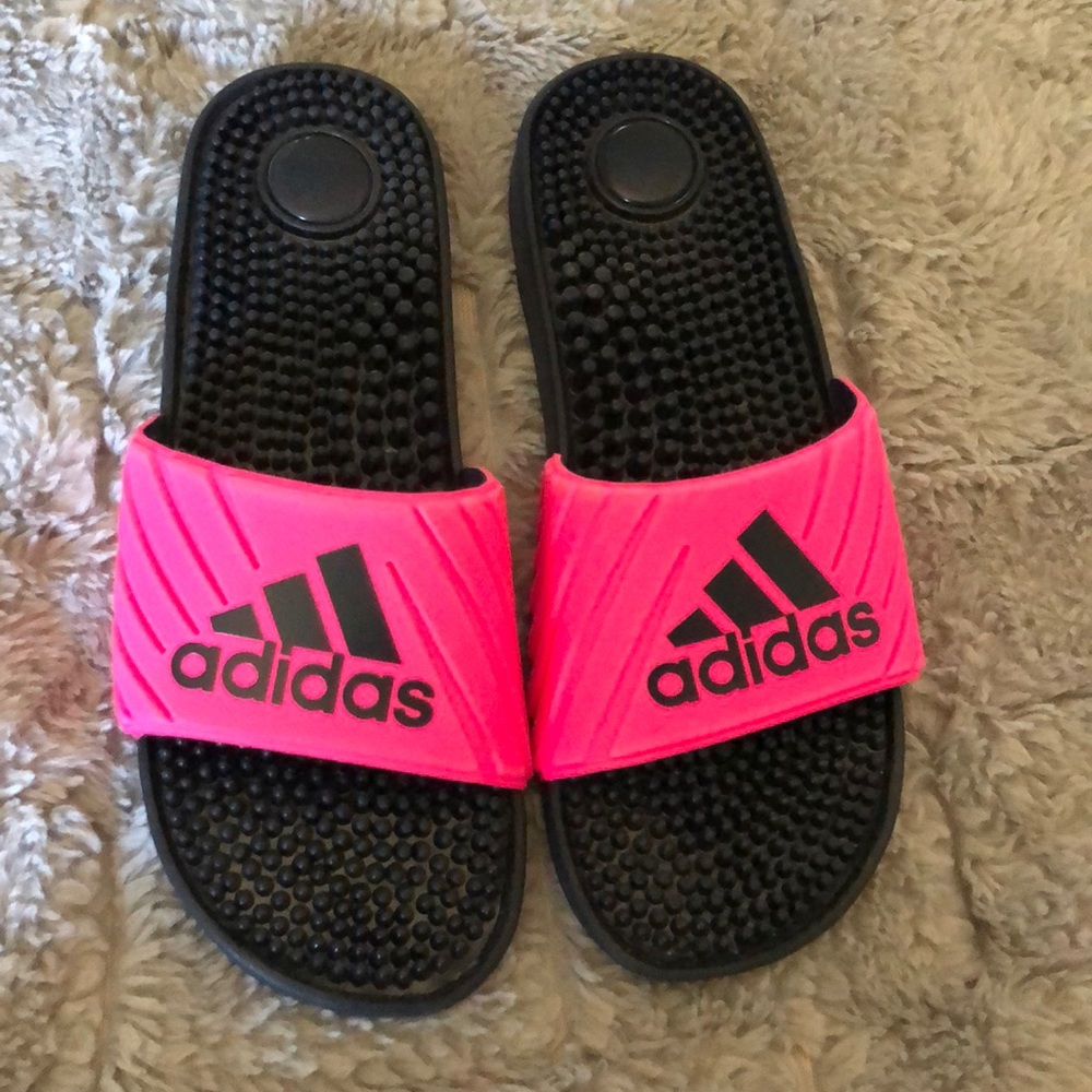 COPY - Woman’s size 8 Adidas slides